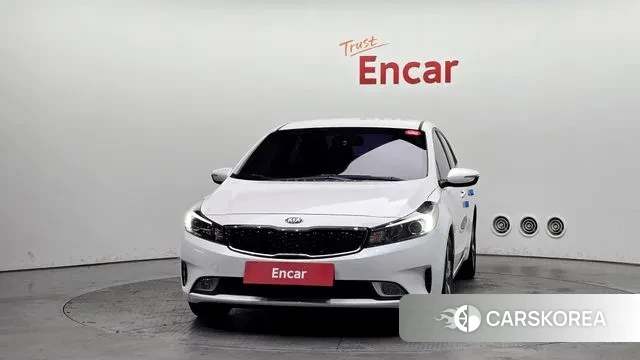 Kia The New K3 id 3647345 из Кореи 13