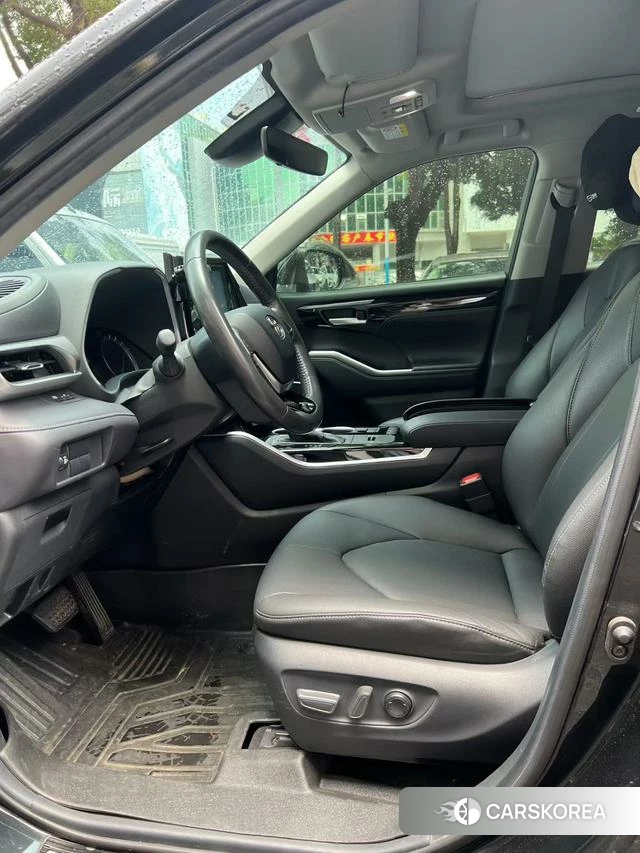 Toyota Highlander 2023 Черный из Китая, фото 3