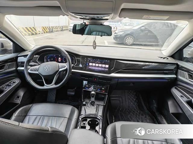 Volkswagen Passat 2022 Шампань из Китая, фото 3