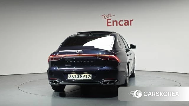 Hyundai The New Grandeur IG Hybrid id 4324928 из Кореи 23
