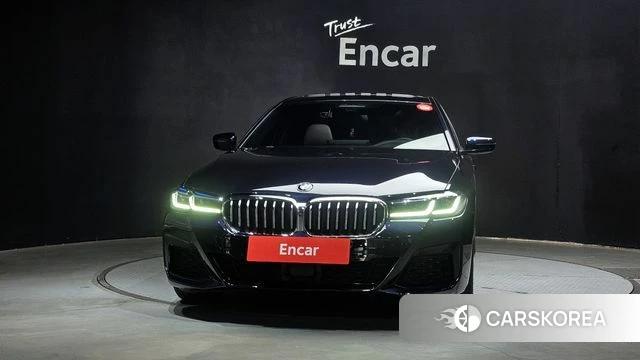 BMW 5 Series (G30) id 3940597 из Кореи 13