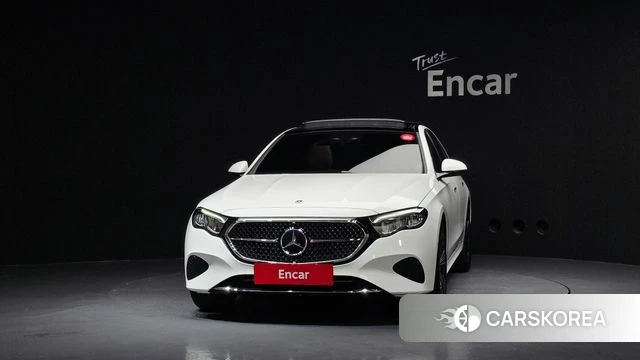Mercedes-Benz E-Class W214 id 4314930 из Кореи 23