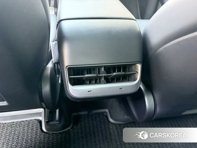 Tesla Model Y 2022 Белый из Китая, фото 6