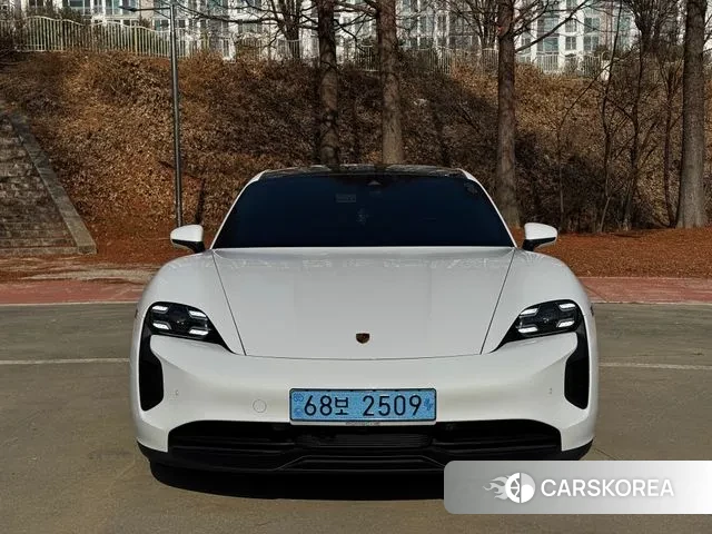 Porsche Taycan id 3600000 из Кореи 12