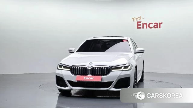 BMW 5 Series (G30) id 4855648 из Кореи 23