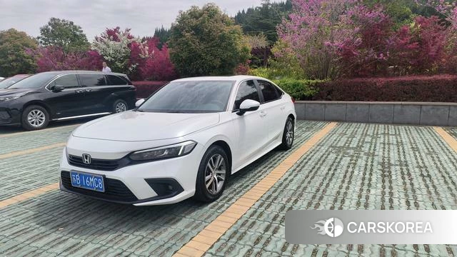 Honda Civic 2022 Белый из Китая, фото 3