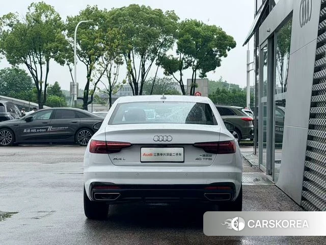 Audi A4L 2026 Белый из Китая, фото 3