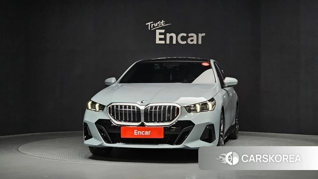 BMW 5 Series (G60) id 3837884 из Кореи 13