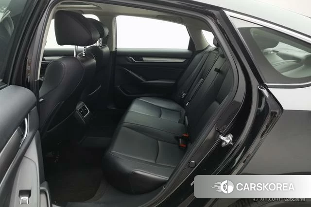 Honda Accord id 4276189 из Китая 17