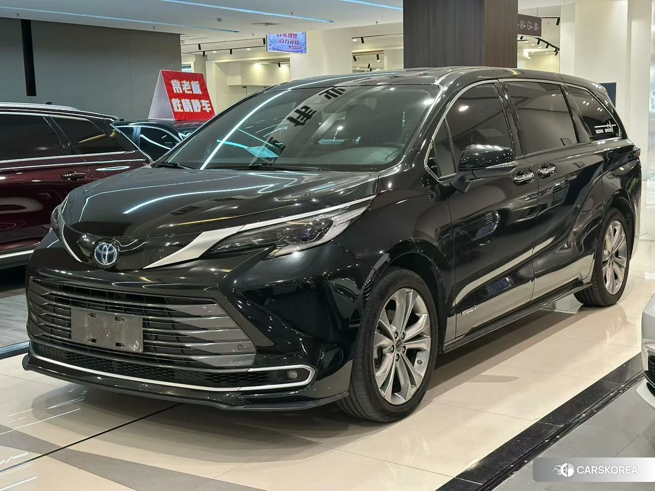 Toyota Saina 2023 Черный из Китая, фото 3