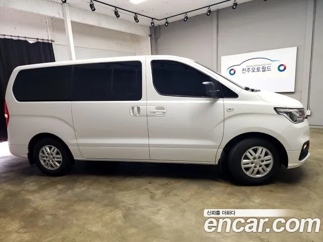 Hyundai The New Grand Starex id 2956354 из Кореи 13