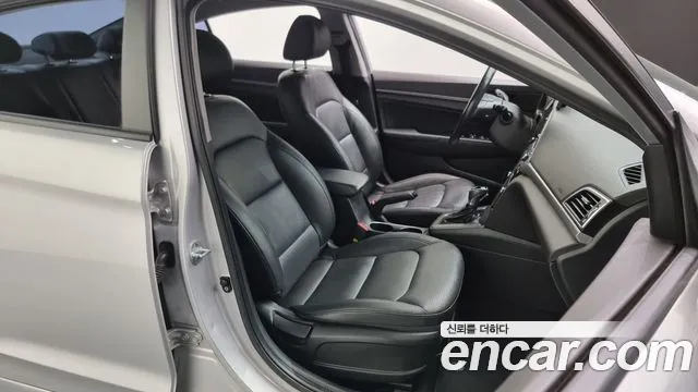 Hyundai Avante AD id 2765606 из Кореи 13