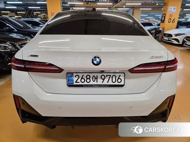 BMW 5 Series (G60) 2025 Белый из Кореи, фото 3