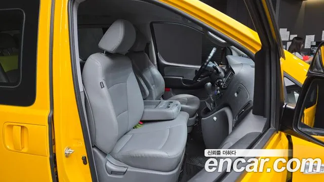 Hyundai The New Grand Starex id 2550991 из Кореи 13