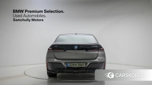 BMW i7 (G70) id 4354040 из Кореи 13
