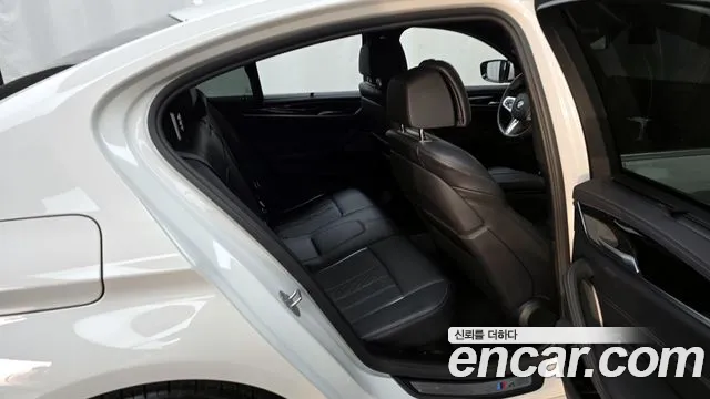 BMW 5 Series (G30) id 2639743 из Кореи 13