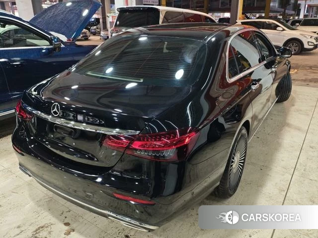 Mercedes-Benz E-class 2023 Черный из Китая, фото 3