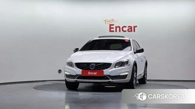 Volvo V60 Cross-Country id 3480423 из Кореи 13