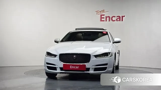 Jaguar XE id 3469684 из Кореи 13