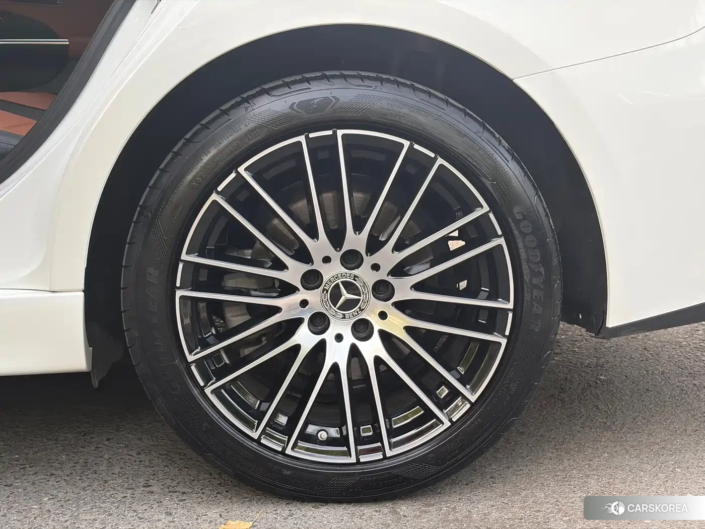 Mercedes-Benz C-class id 4649402 из Китая 13