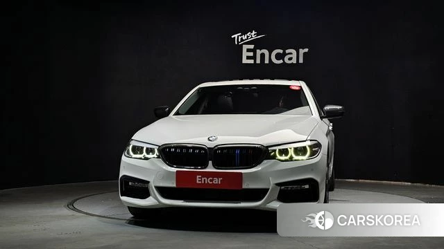 BMW 5 Series (G30) id 4693955 из Кореи 23