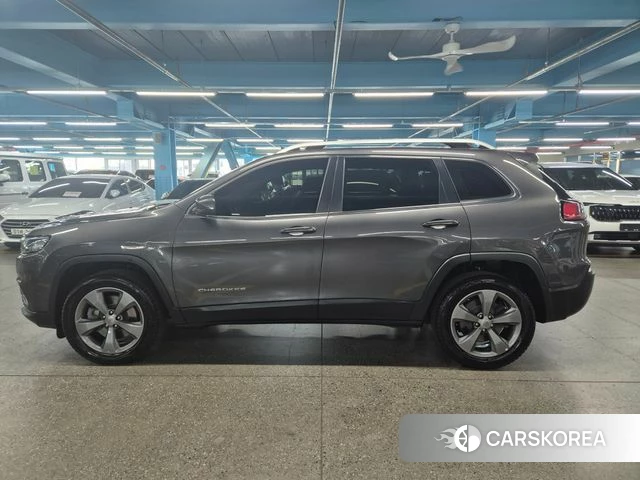 Jeep Cherokee (KL) id 4642379 из Кореи 13