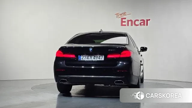 BMW 5 Series (G30) id 3453567 из Кореи 13