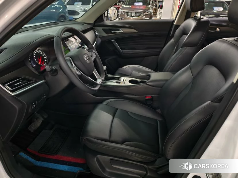 Chang'an CS35 PLUS 2022 Белый из Китая, фото 3