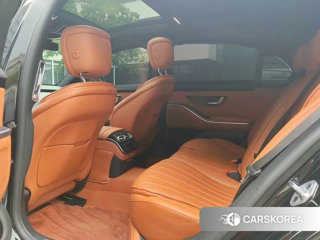 Mercedes-Benz S-class 2023 Черный из Китая, фото 3