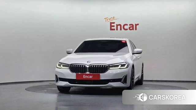 BMW 5 Series (G30) id 4349862 из Кореи 23
