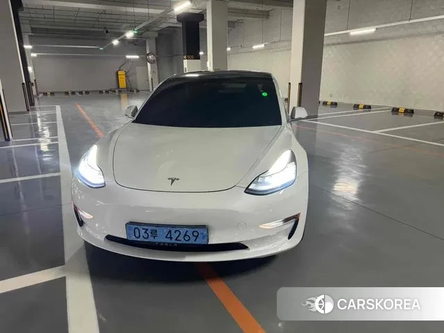 Tesla Model 3 2020 Белый из Кореи, фото 3