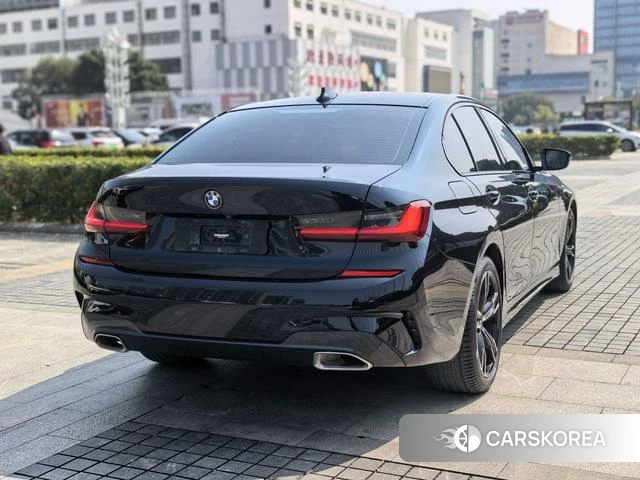 BMW 3 series 2022 Черный из Китая, фото 3