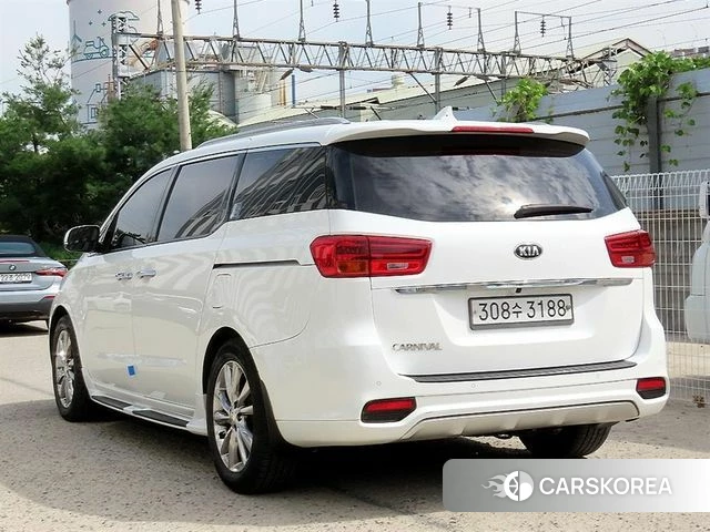 Kia The New Carnival id 4397329 из Кореи 13