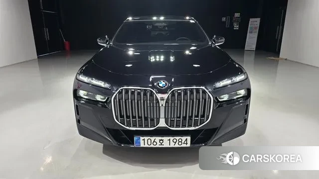 BMW 7 Series (G70) id 3393943 из Кореи 13