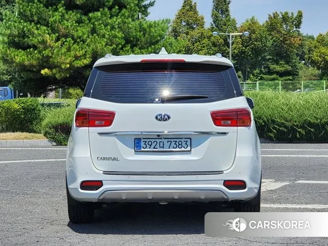 Kia The New Carnival id 2997470 из Кореи 13