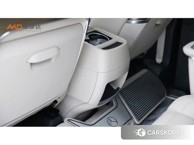 Mercedes-Benz V-class 2023 Черный из Китая, фото 4