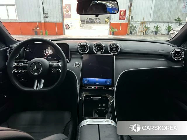 Mercedes-Benz Class C 2023 Белый из Китая, фото 3