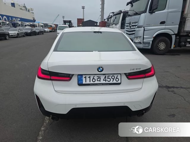 BMW 3 Series (G20) 2025 Белый из Кореи, фото 3