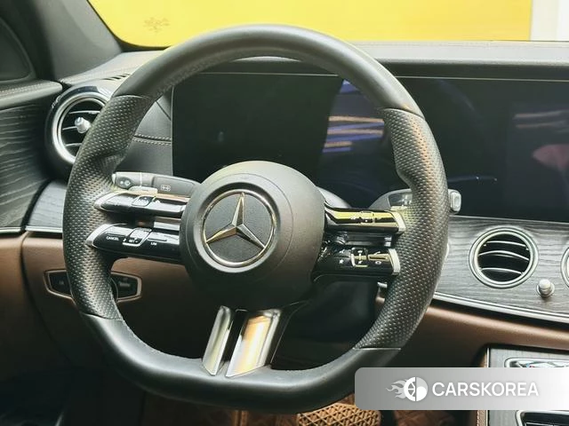 Mercedes-Benz E-class id 4359632 из Китая 13
