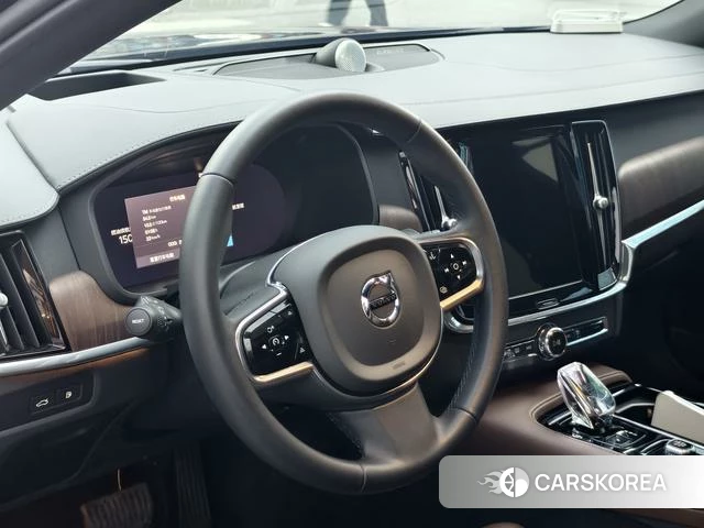 Volvo S90 PHEV id 4216267 из Китая 7