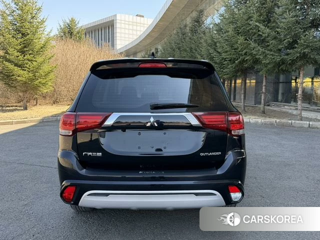 Mitsubishi  Outlander id 4254013 из Китая 9