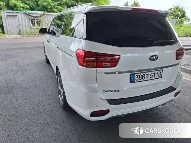 Kia The New Carnival id 3045187 из Кореи 12