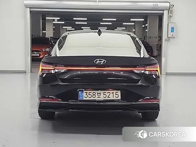 Hyundai Avante Hybrid (CN7) id 3349899 из Кореи 13