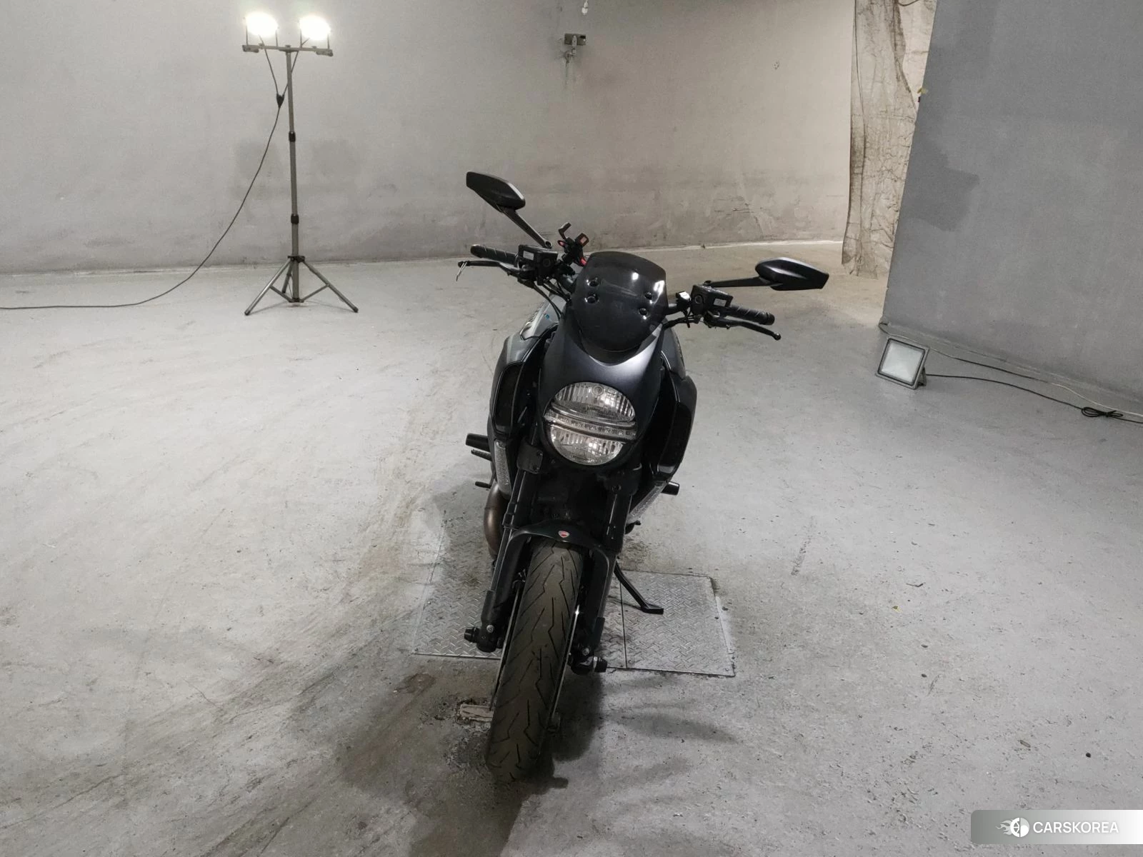 Проданный Ducati DIAVEL DARK 2013 из Японии, фото 4