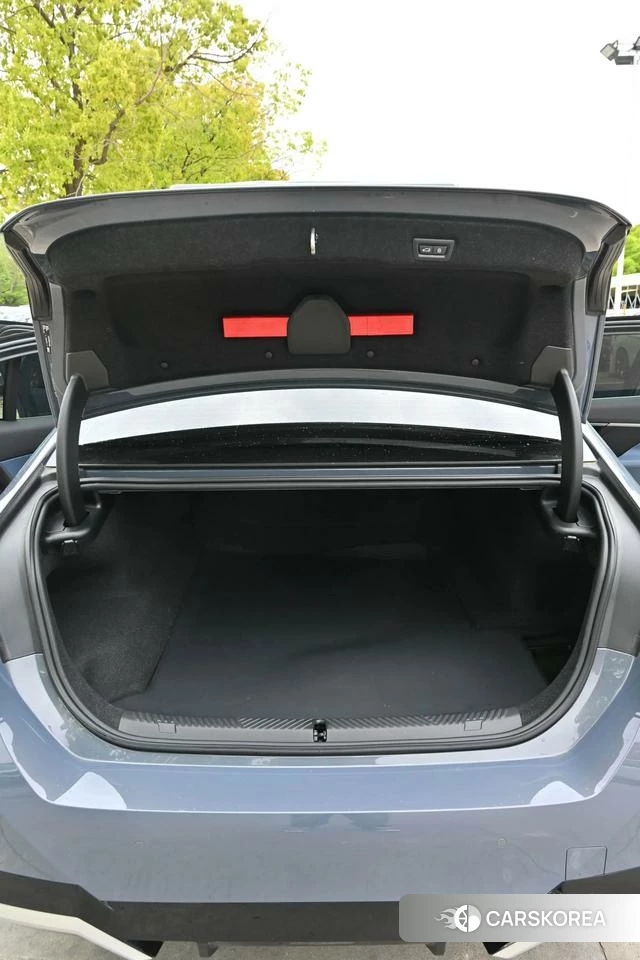 BMW i5 id 4277602 из Китая 17