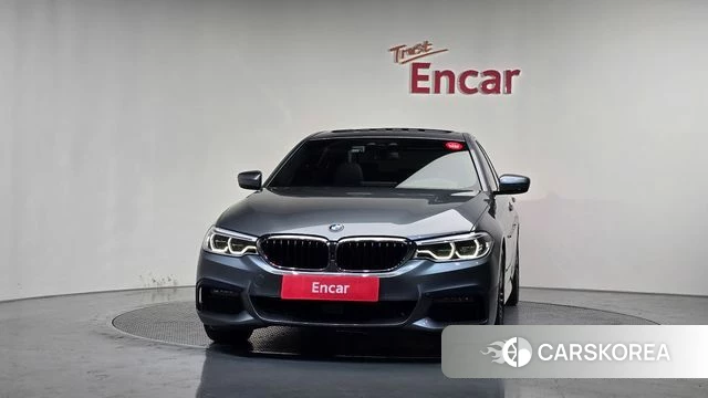 BMW 5 Series (G30) id 4447179 из Кореи 23