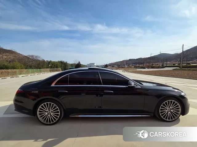 Mercedes-Benz S-Class W223 2024 Черный из Кореи, фото 5