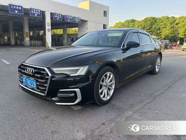 Audi A6L 2021 Черный из Китая, фото 3
