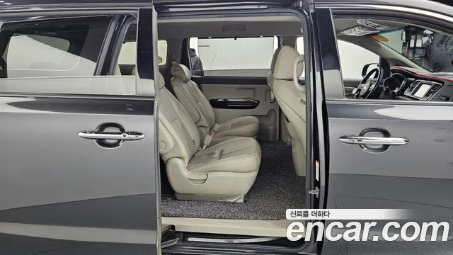 Kia The New Carnival id 2660084 из Кореи 13