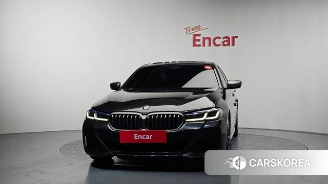 BMW 5 Series (G30) id 3839657 из Кореи 13